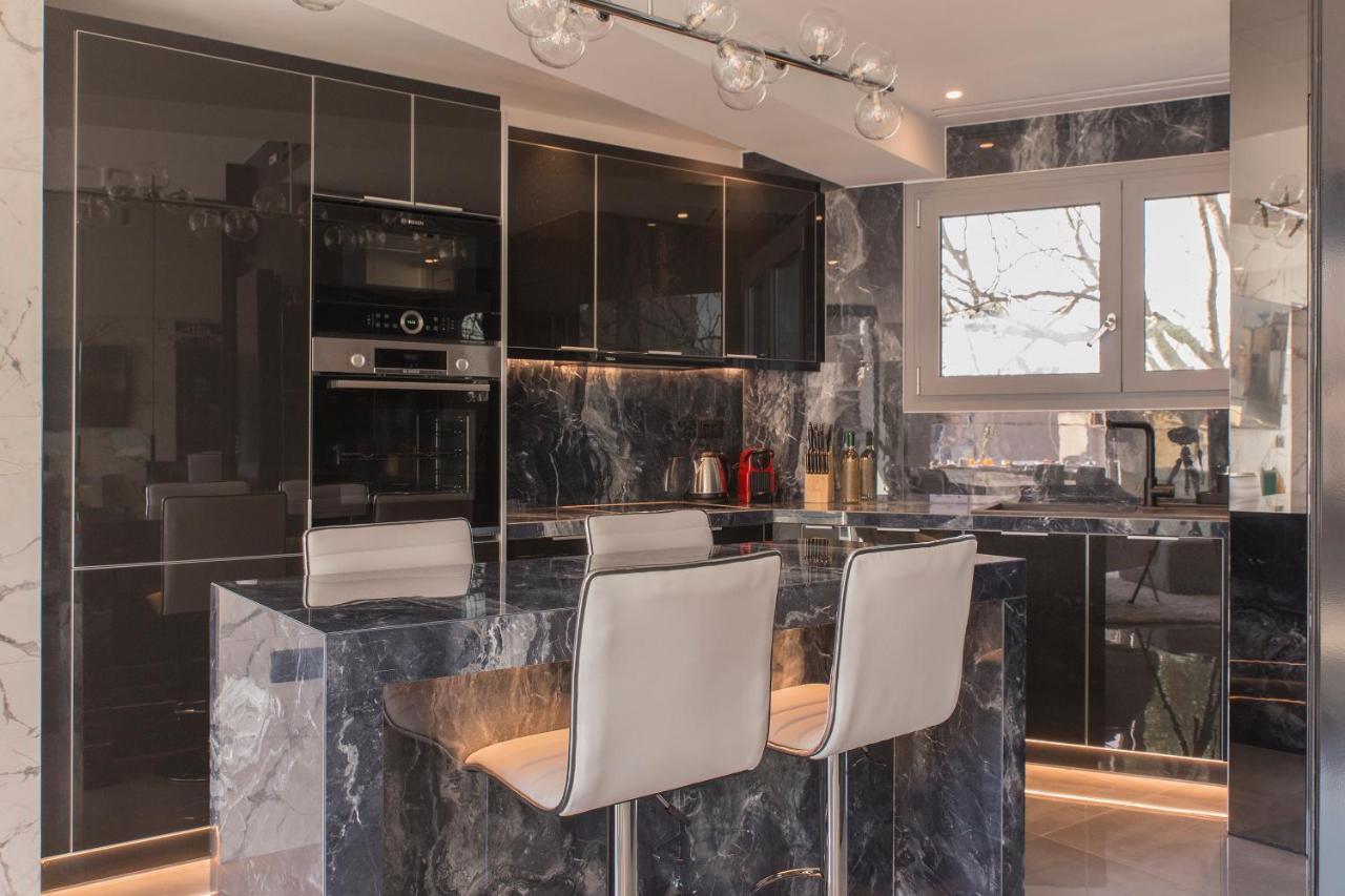 Luxury Acropolis View Apartment-Living Stone Black Pearl Αθήνα Εξωτερικό φωτογραφία